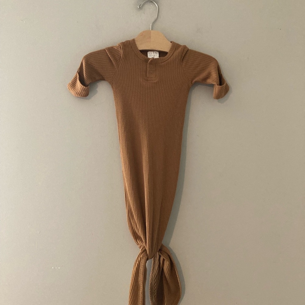 $23 ADD ON mebie baby ribbed knitted baby gown 0-3M Zara Little Co. Janie & Jack